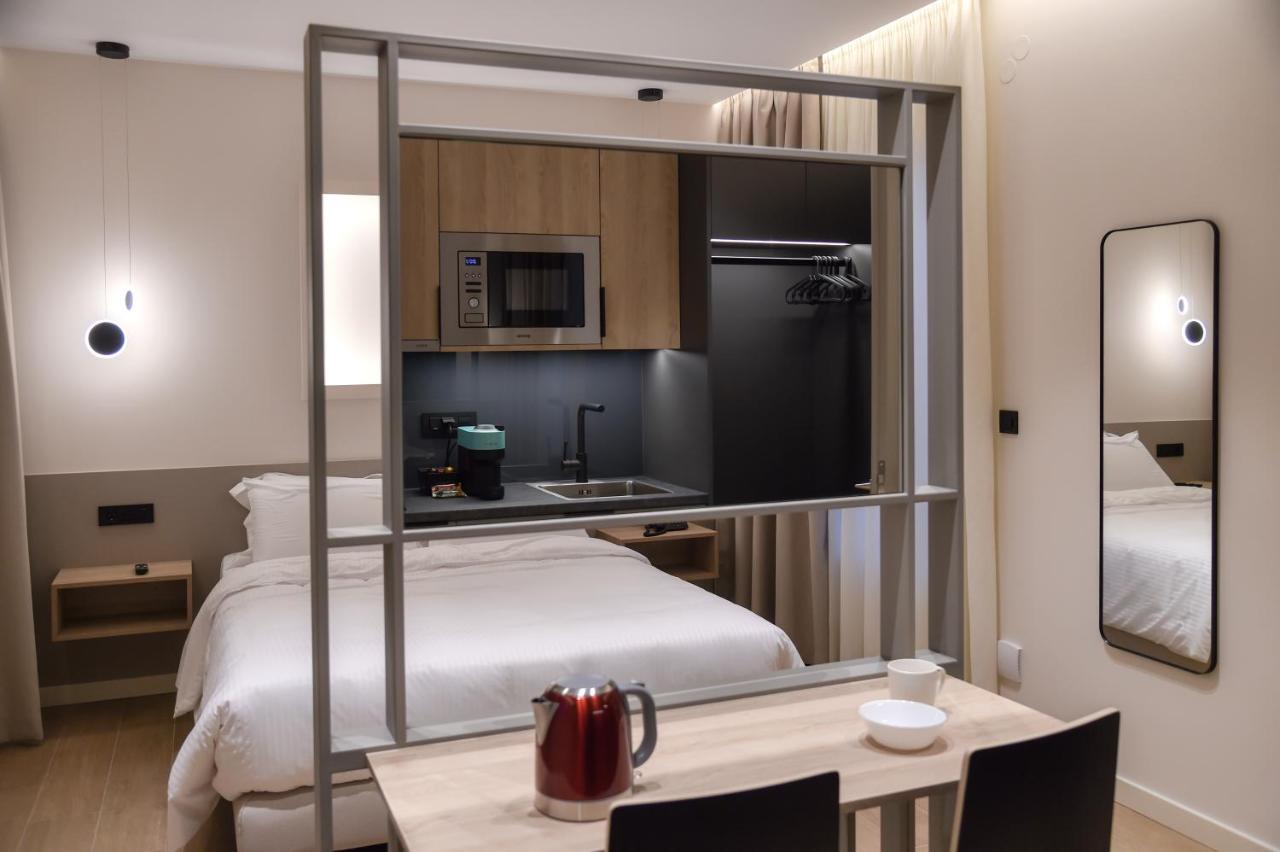 Apartment Zalo Urban Living Spaces *