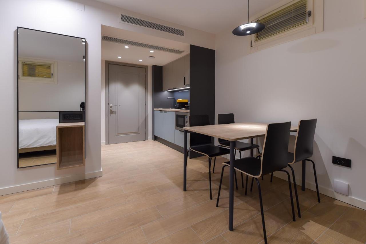 Apartment Zalo Urban Living Spaces