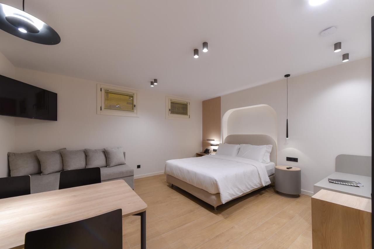 Zalo Urban Living Spaces Apartment