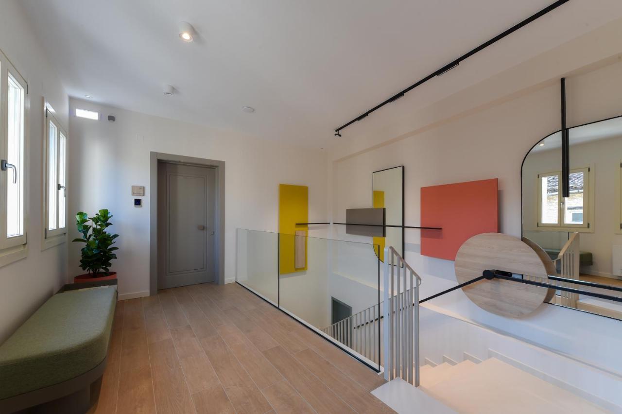 Zalo Urban Living Spaces Apartment