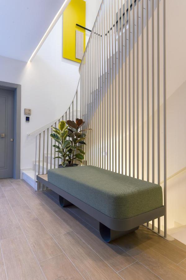 Apartment Zalo Urban Living Spaces